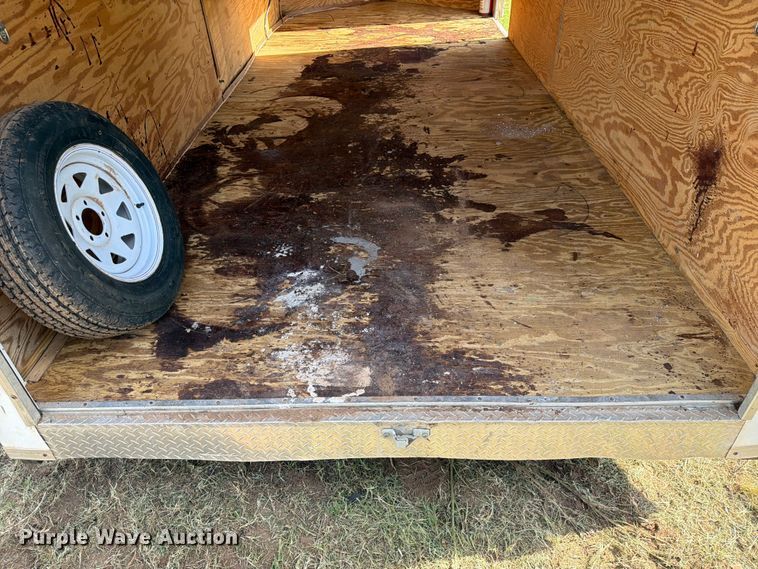 image for item EW0317 2012 Horton Vans enclosed cargo trailer