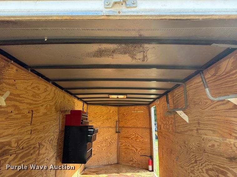 image for item EW0317 2012 Horton Vans enclosed cargo trailer