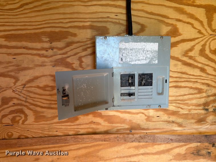 image for item EW0317 2012 Horton Vans enclosed cargo trailer