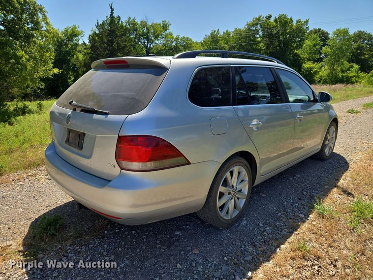 image for item EW0324 2012 Volkswagen Jetta Sportwagen 