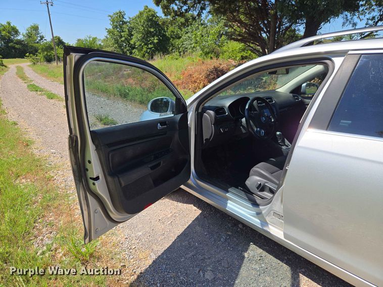 image for item EW0324 2012 Volkswagen Jetta Sportwagen 