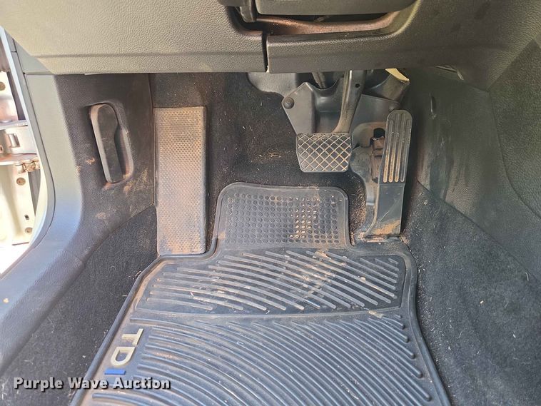 image for item EW0324 2012 Volkswagen Jetta Sportwagen 