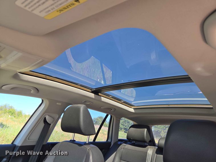 image for item EW0324 2012 Volkswagen Jetta Sportwagen 