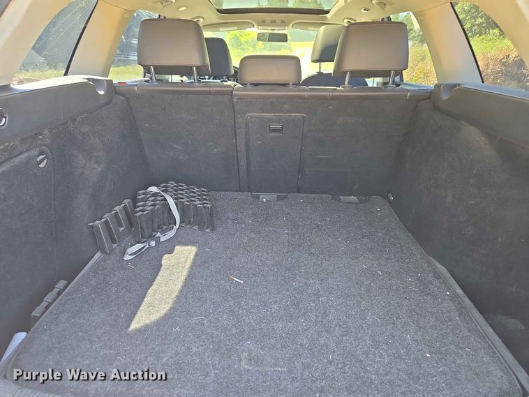 image for item EW0324 2012 Volkswagen Jetta Sportwagen 