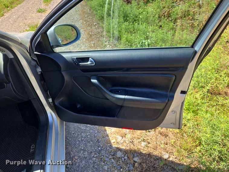 image for item EW0324 2012 Volkswagen Jetta Sportwagen 