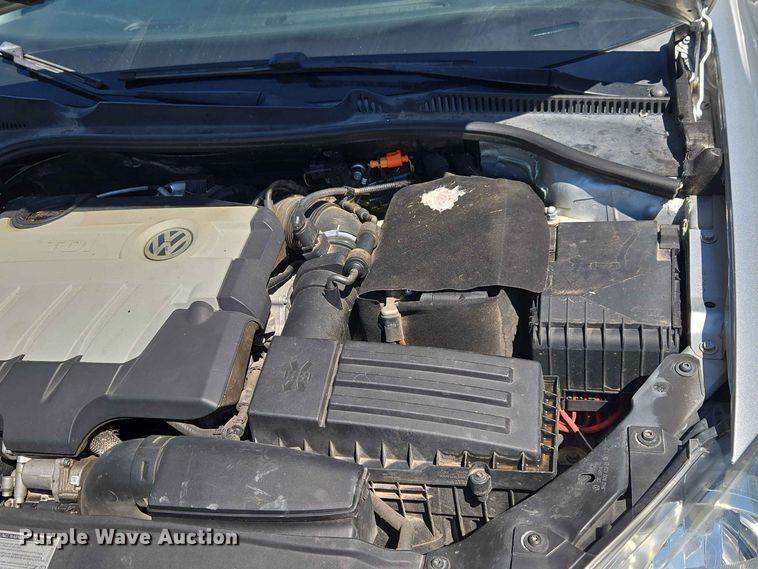 image for item EW0324 2012 Volkswagen Jetta Sportwagen 