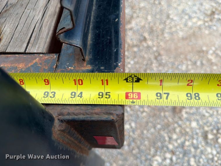 image for item EW0332 2010 Chevrolet Silverado 3500HD Crew Cab flatbed pickup truck