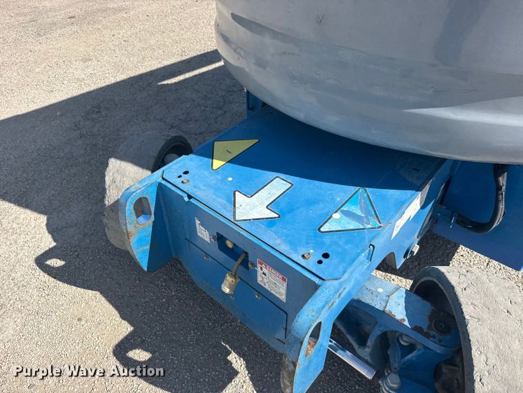 image for item EW4891 2013 Genie Z-40/23N RJ boom lift