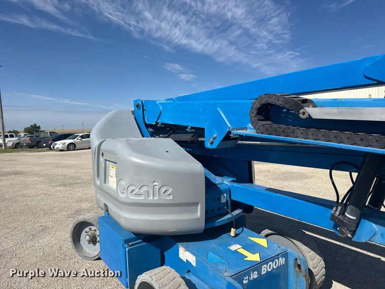 image for item EW4891 2013 Genie Z-40/23N RJ boom lift