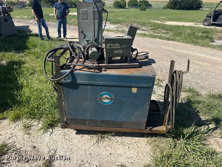 image for item EW4894 Miller CP-250TS welder
