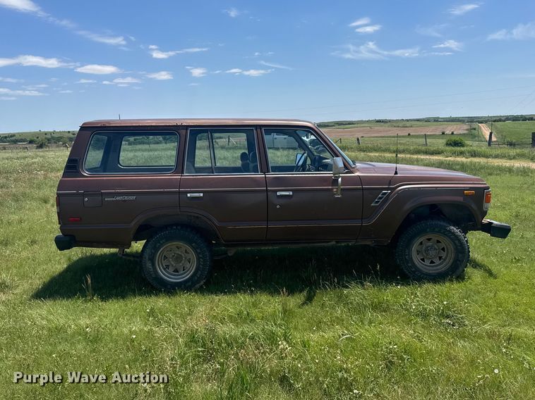 image for item EW4899 1982 Toyota Land Cruiser FJ60 SUV