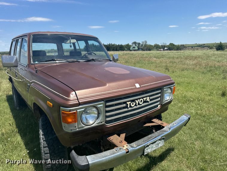 image for item EW4899 1982 Toyota Land Cruiser FJ60 SUV