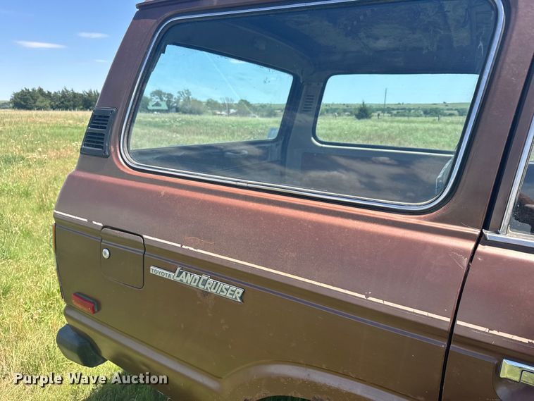 image for item EW4899 1982 Toyota Land Cruiser FJ60 SUV