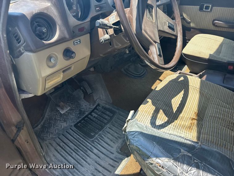 image for item EW4899 1982 Toyota Land Cruiser FJ60 SUV