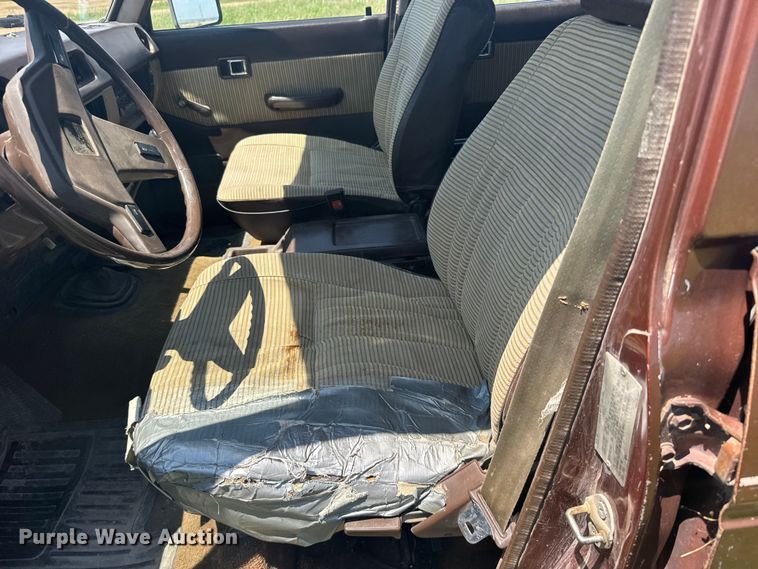 image for item EW4899 1982 Toyota Land Cruiser FJ60 SUV