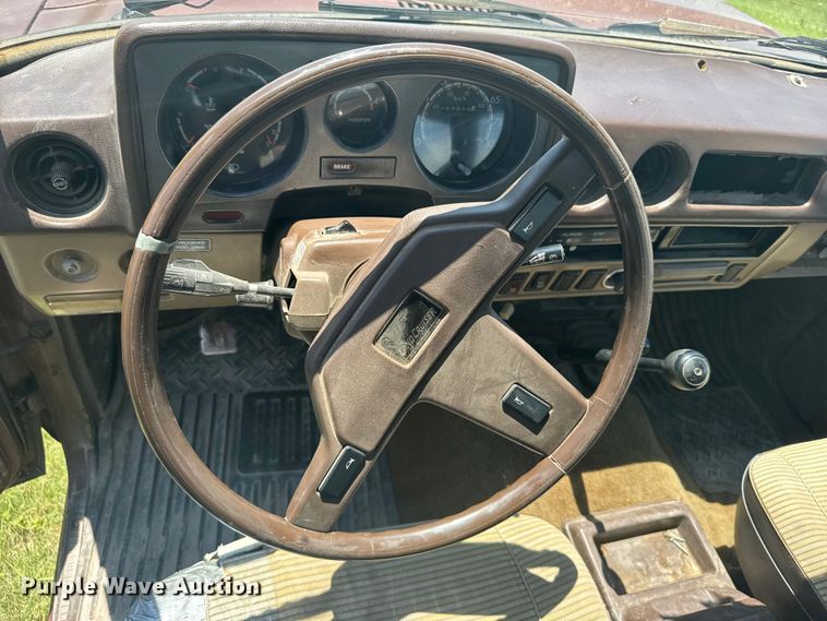 image for item EW4899 1982 Toyota Land Cruiser FJ60 SUV