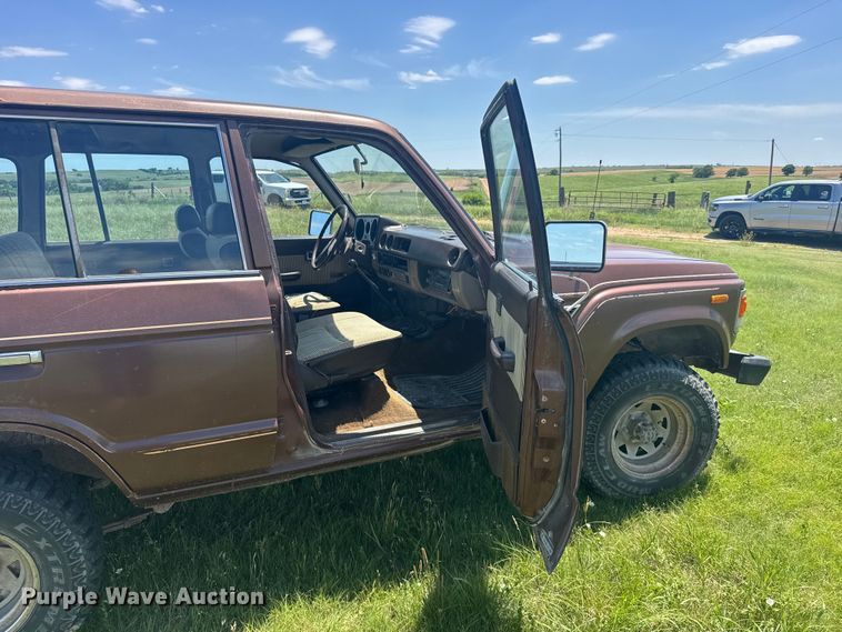 image for item EW4899 1982 Toyota Land Cruiser FJ60 SUV