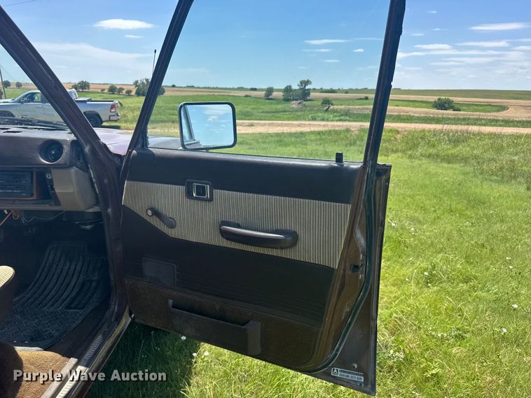 image for item EW4899 1982 Toyota Land Cruiser FJ60 SUV