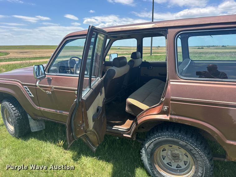 image for item EW4899 1982 Toyota Land Cruiser FJ60 SUV