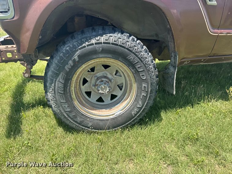 image for item EW4899 1982 Toyota Land Cruiser FJ60 SUV