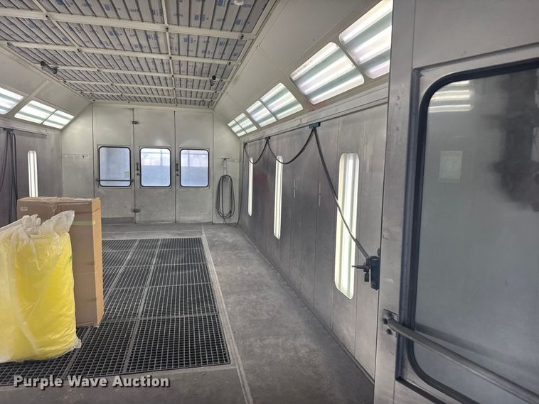 image for item EW4914 Garmet paint booth