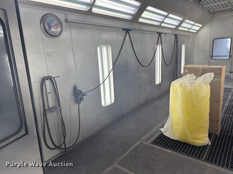image for item EW4914 Garmet paint booth