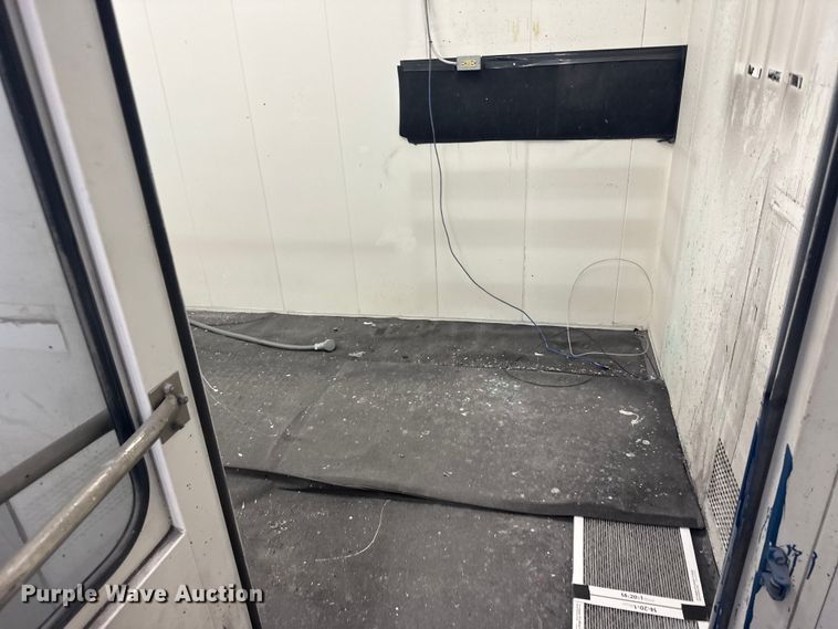 image for item EW4914 Garmet paint booth