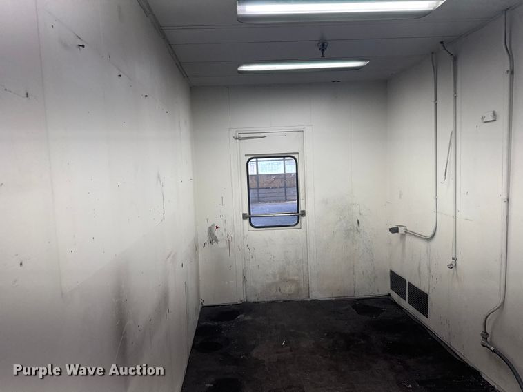 image for item EW4914 Garmet paint booth