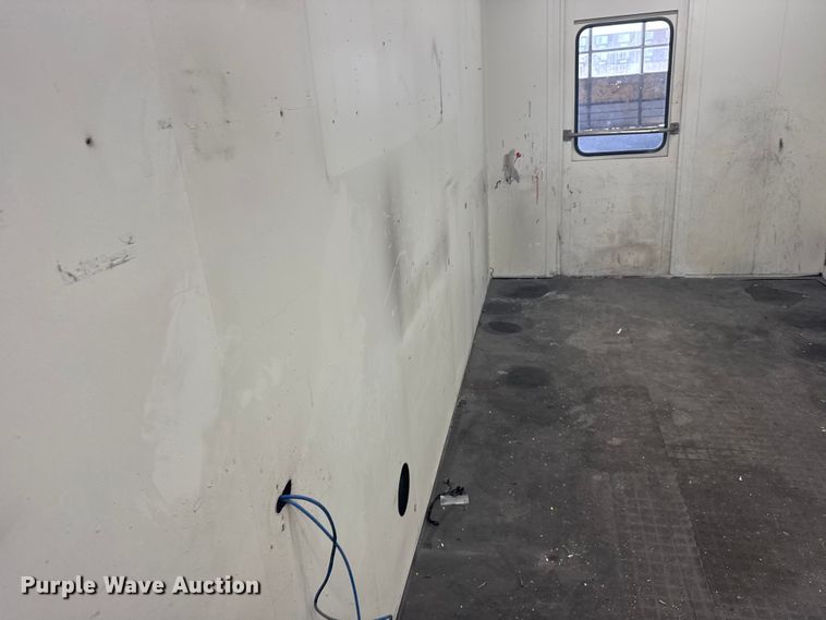 image for item EW4914 Garmet paint booth