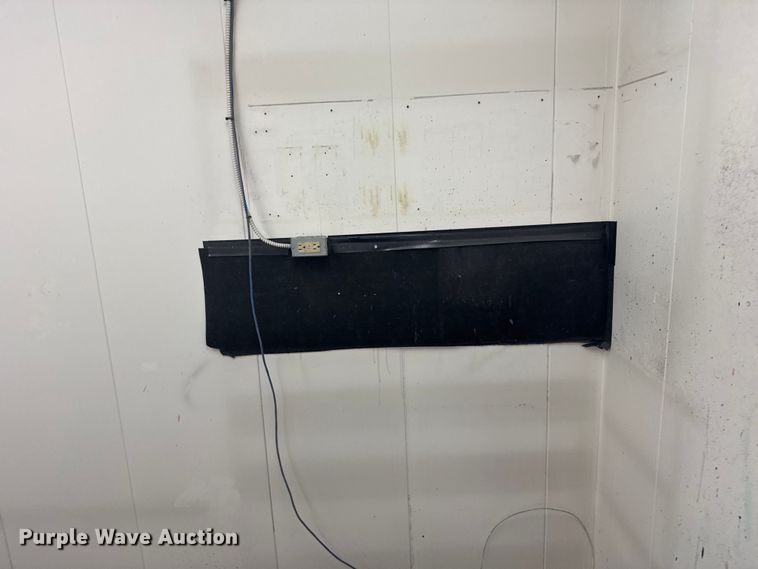 image for item EW4914 Garmet paint booth