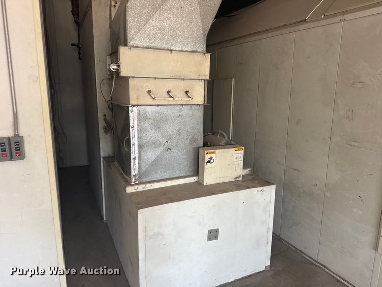 image for item EW4914 Garmet paint booth