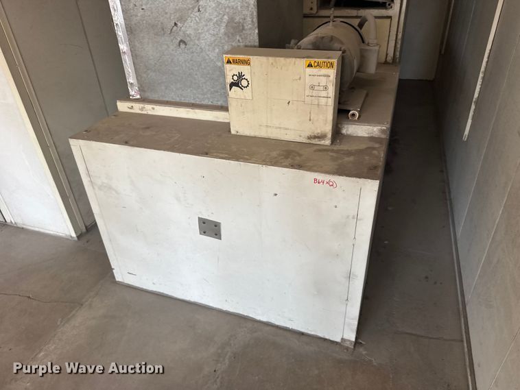 image for item EW4914 Garmet paint booth
