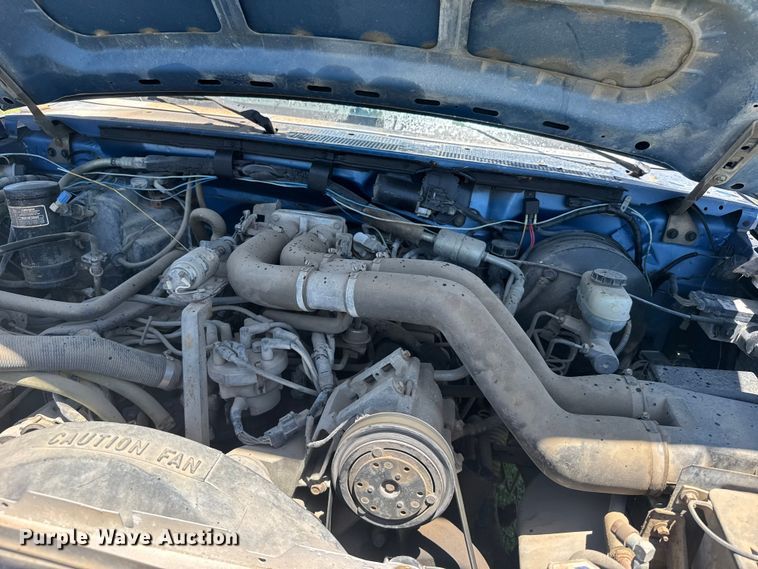 image for item EW4916 1993 Ford F350 bucket truck