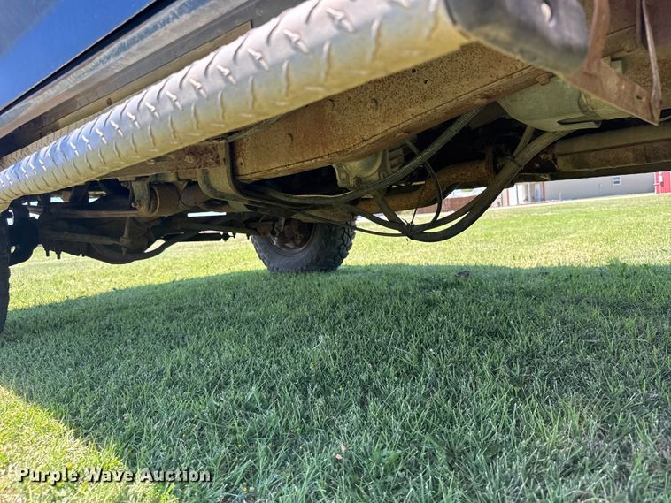 image for item EW4916 1993 Ford F350 bucket truck