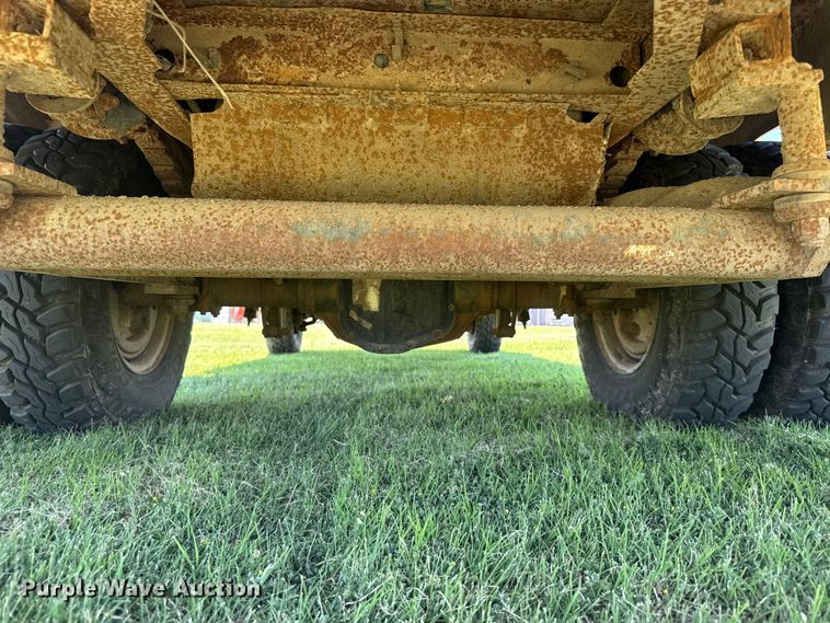 image for item EW4916 1993 Ford F350 bucket truck