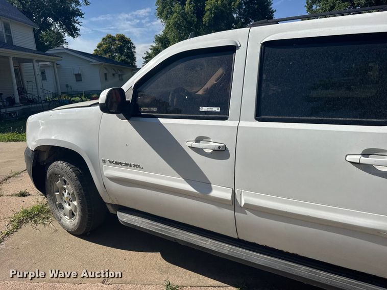 image for item EW4923 2007 GMC Yukon XL SUV