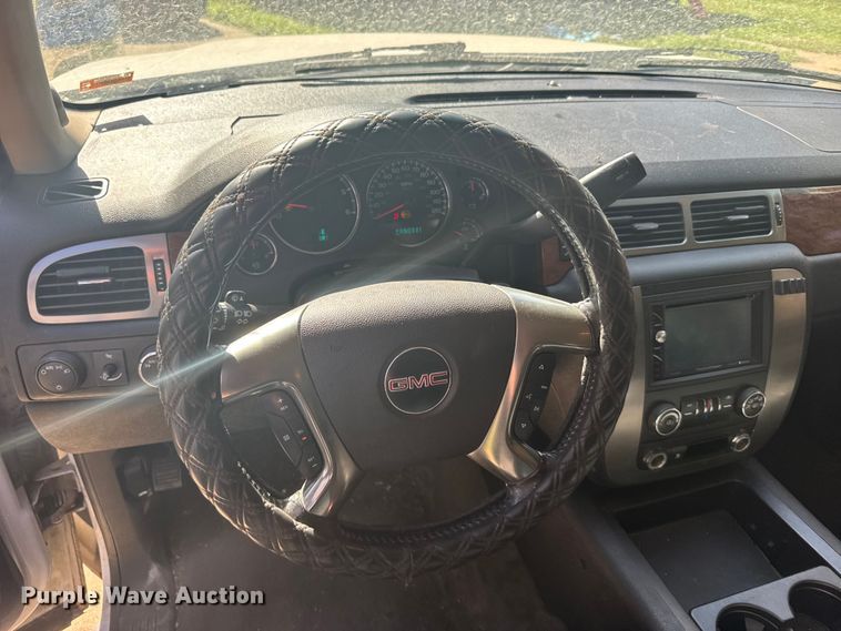 image for item EW4923 2007 GMC Yukon XL SUV