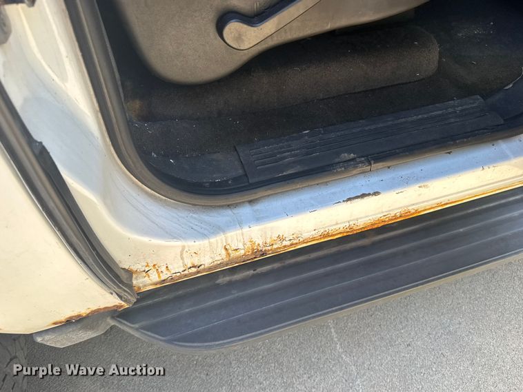 image for item EW4923 2007 GMC Yukon XL SUV