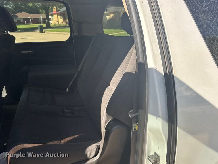 image for item EW4923 2007 GMC Yukon XL SUV