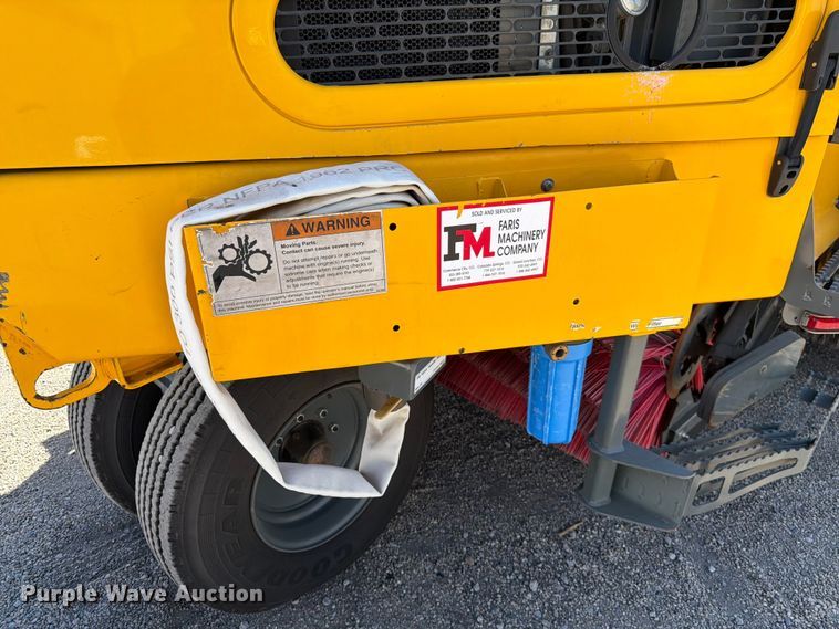 image for item EX0492 2013 Elgin Pelican street sweeper