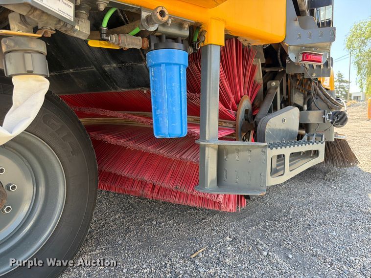 image for item EX0492 2013 Elgin Pelican street sweeper