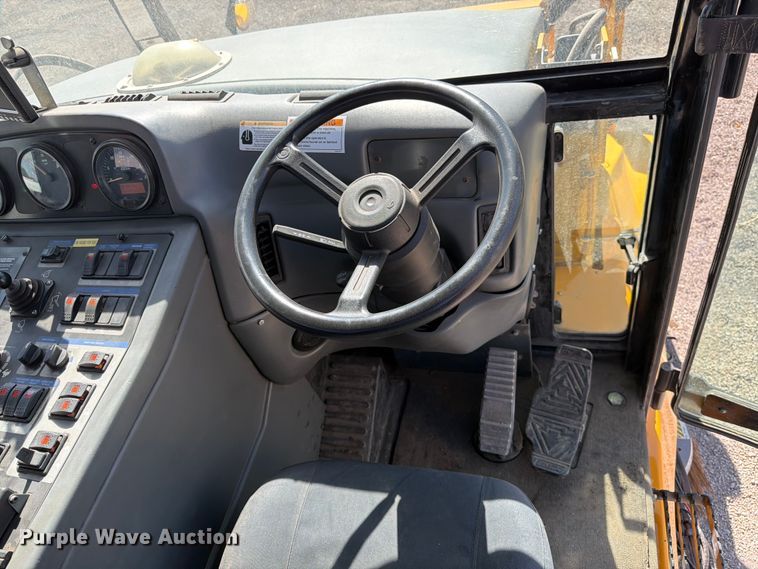 image for item EX0492 2013 Elgin Pelican street sweeper