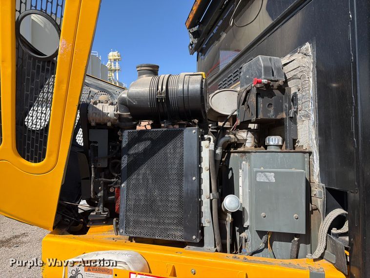 image for item EX0492 2013 Elgin Pelican street sweeper