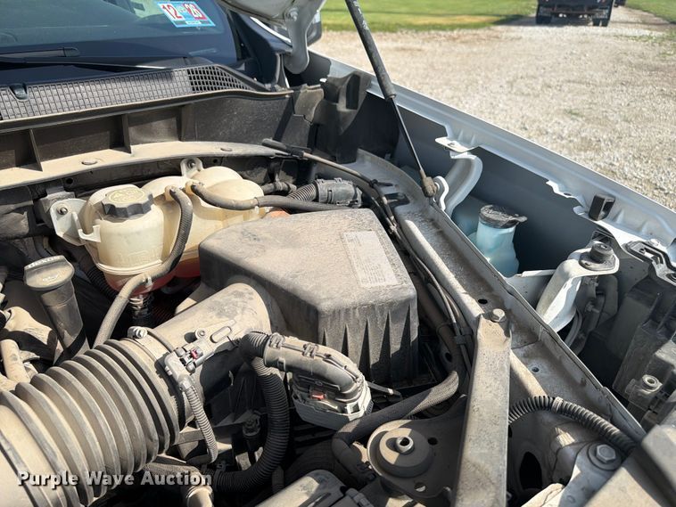image for item EX4528 2020 Chevrolet Silverado 1500 Crew Cab pickup truck