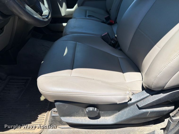 image for item EX4531 2020 Ford F250 Super Duty XL pickup truck
