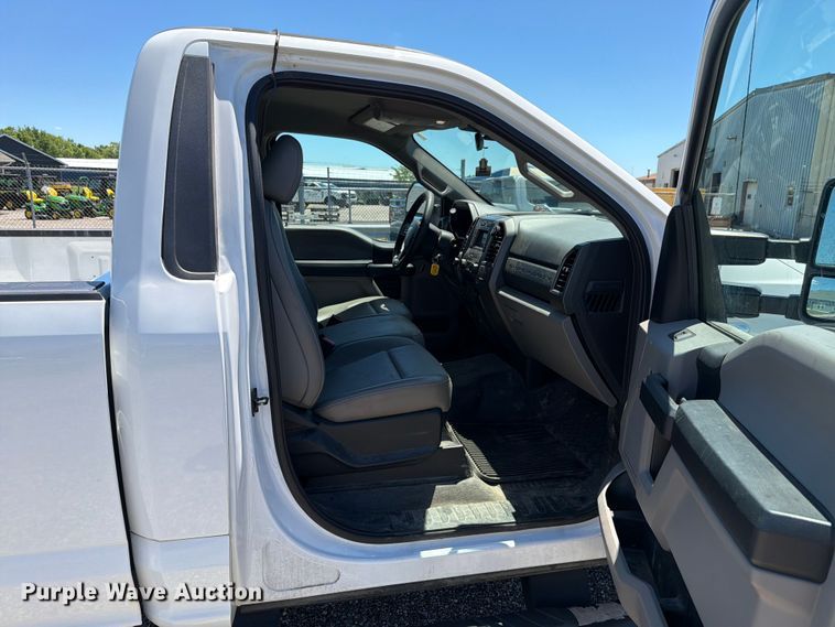 image for item EX4531 2020 Ford F250 Super Duty XL pickup truck