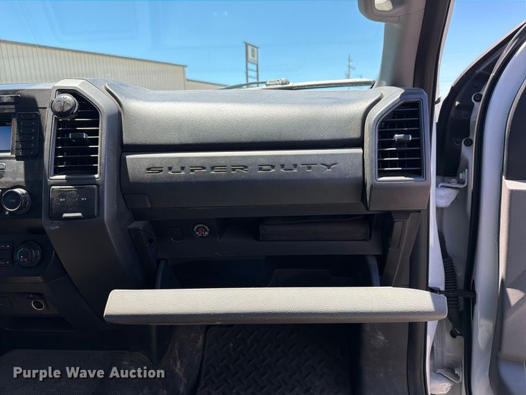 image for item EX4531 2020 Ford F250 Super Duty XL pickup truck