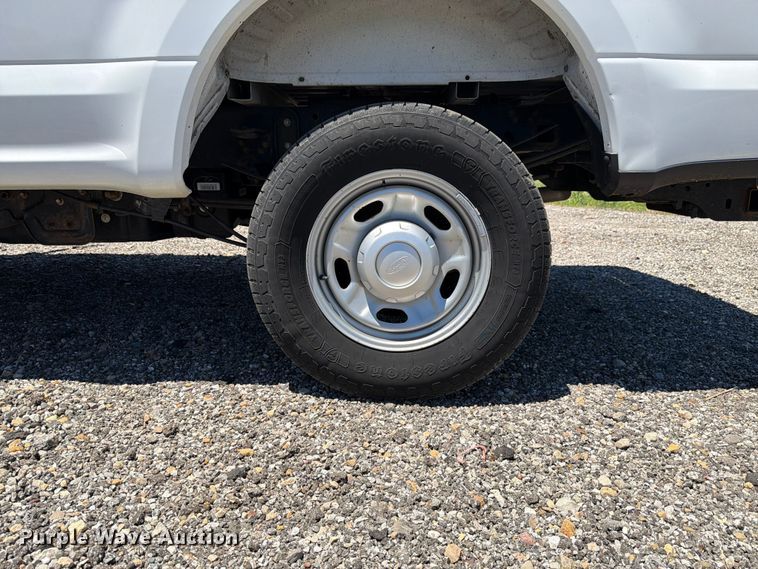 image for item EX4531 2020 Ford F250 Super Duty XL pickup truck