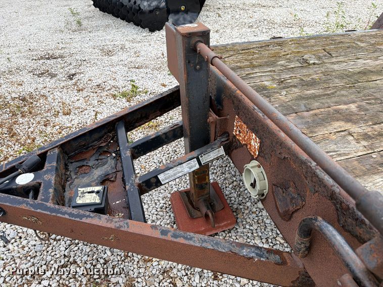 image for item EX4532 2009 Behnke Enterprises utility trailer