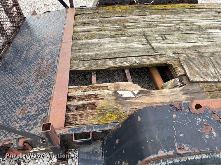 image for item EX4532 2009 Behnke Enterprises utility trailer